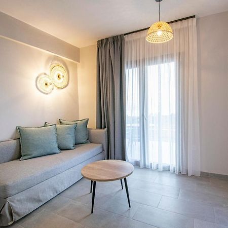 Heraclea Luxury Suites Неа-Ираклия Экстерьер фото