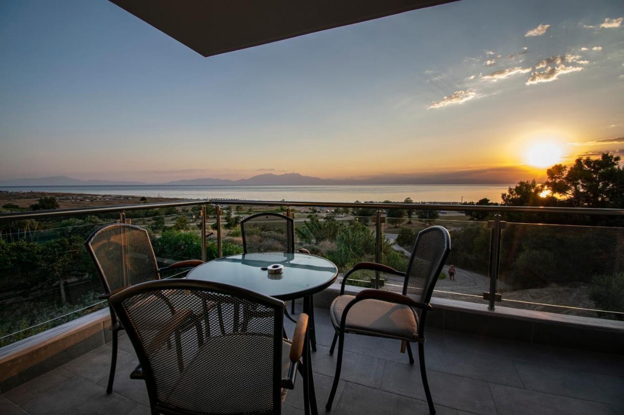Heraclea Luxury Suites Неа-Ираклия Экстерьер фото