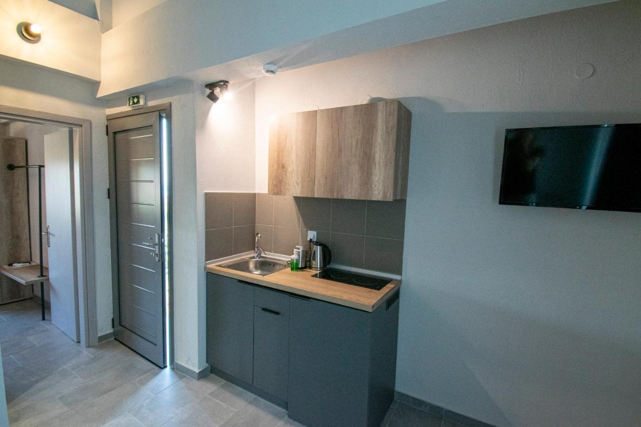 Heraclea Luxury Suites Неа-Ираклия Экстерьер фото