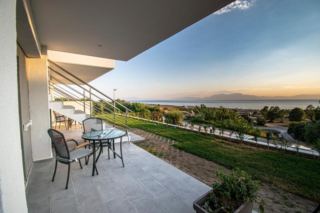 Heraclea Luxury Suites Неа-Ираклия Экстерьер фото
