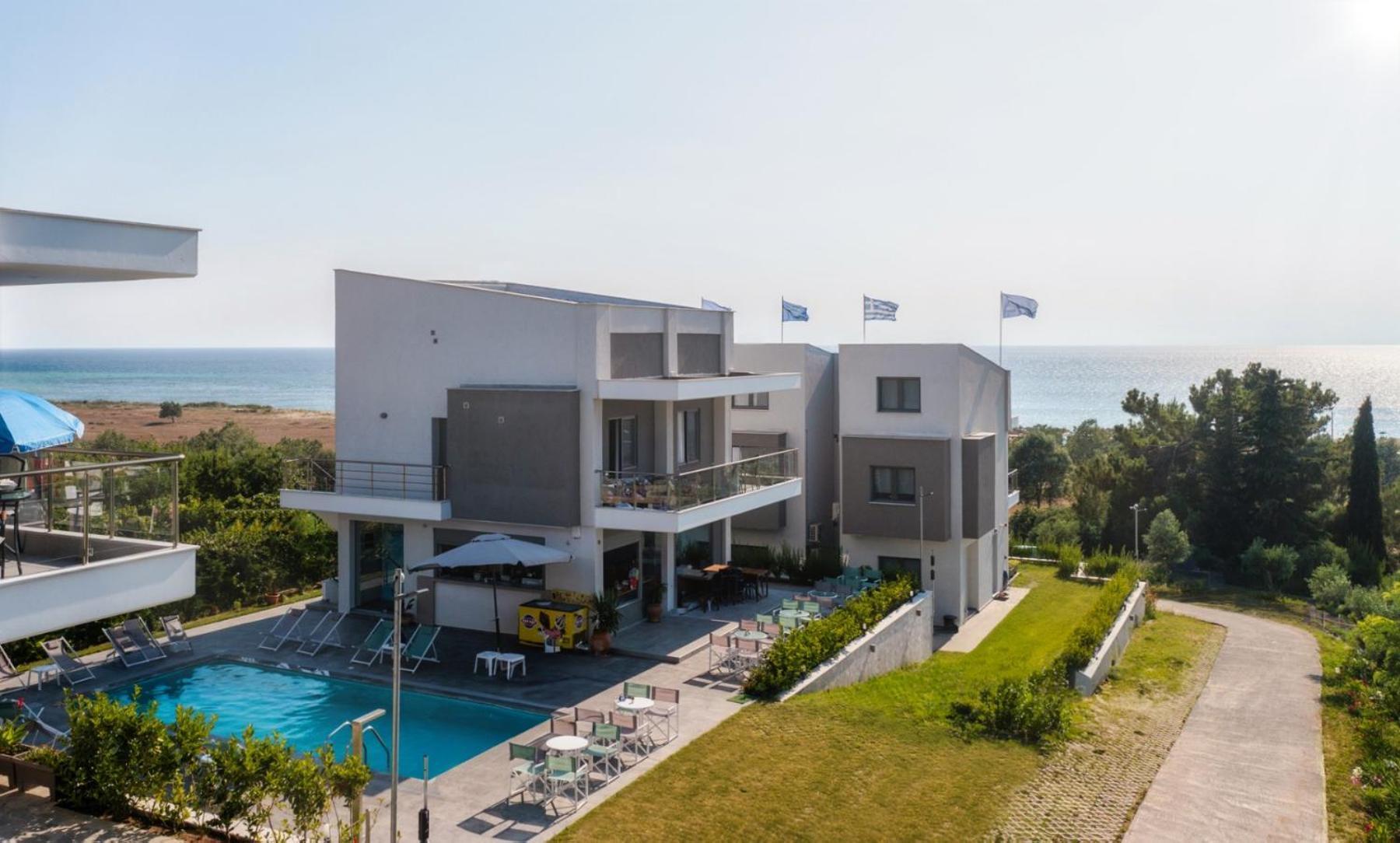 Heraclea Luxury Suites Неа-Ираклия Экстерьер фото